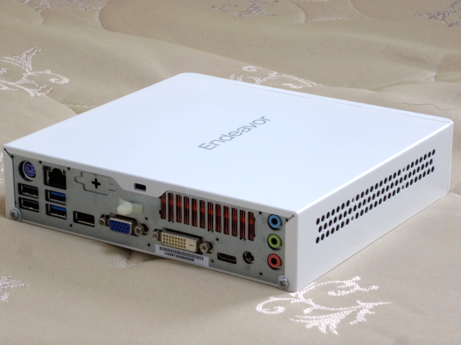 Epsonの小型PC、Endeavor ST180Eを購入 ストレージ＆メモリを換装