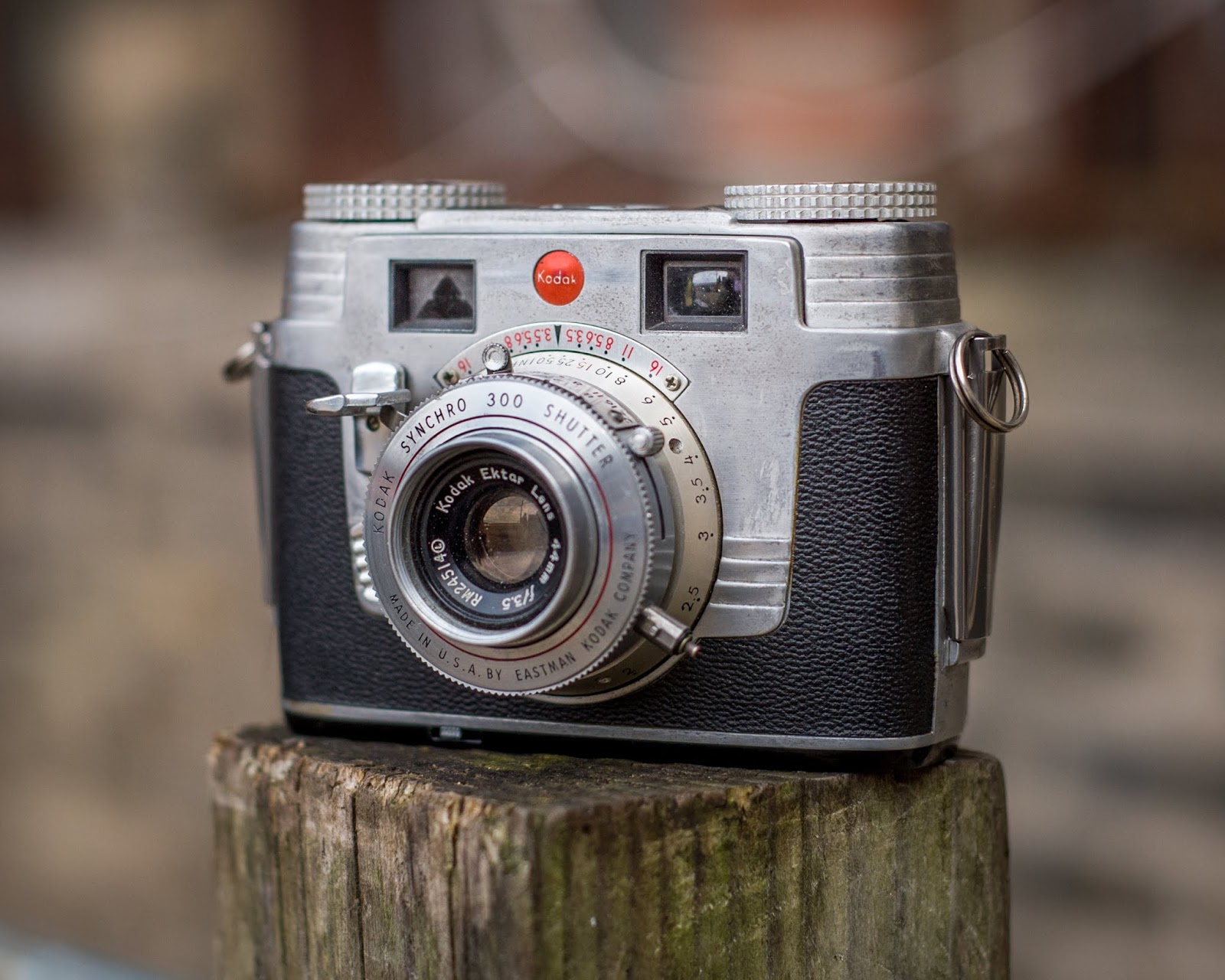 brennanprobst.com: Spotlight: Kodak Signet 35