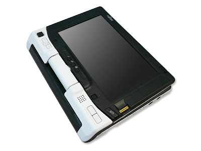 jkkmobile: Fujitsu FMV-U8240 UMPC Official pix showing dock and