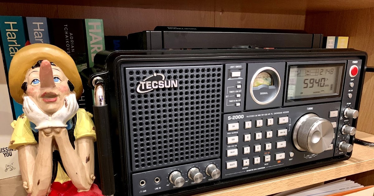 Novice-Friendly Radio Blog by M7MCQ: TECSUN S2000 QUICK REVIEW