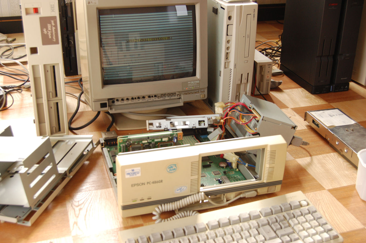 ジャンク品のPC-486GRを購入