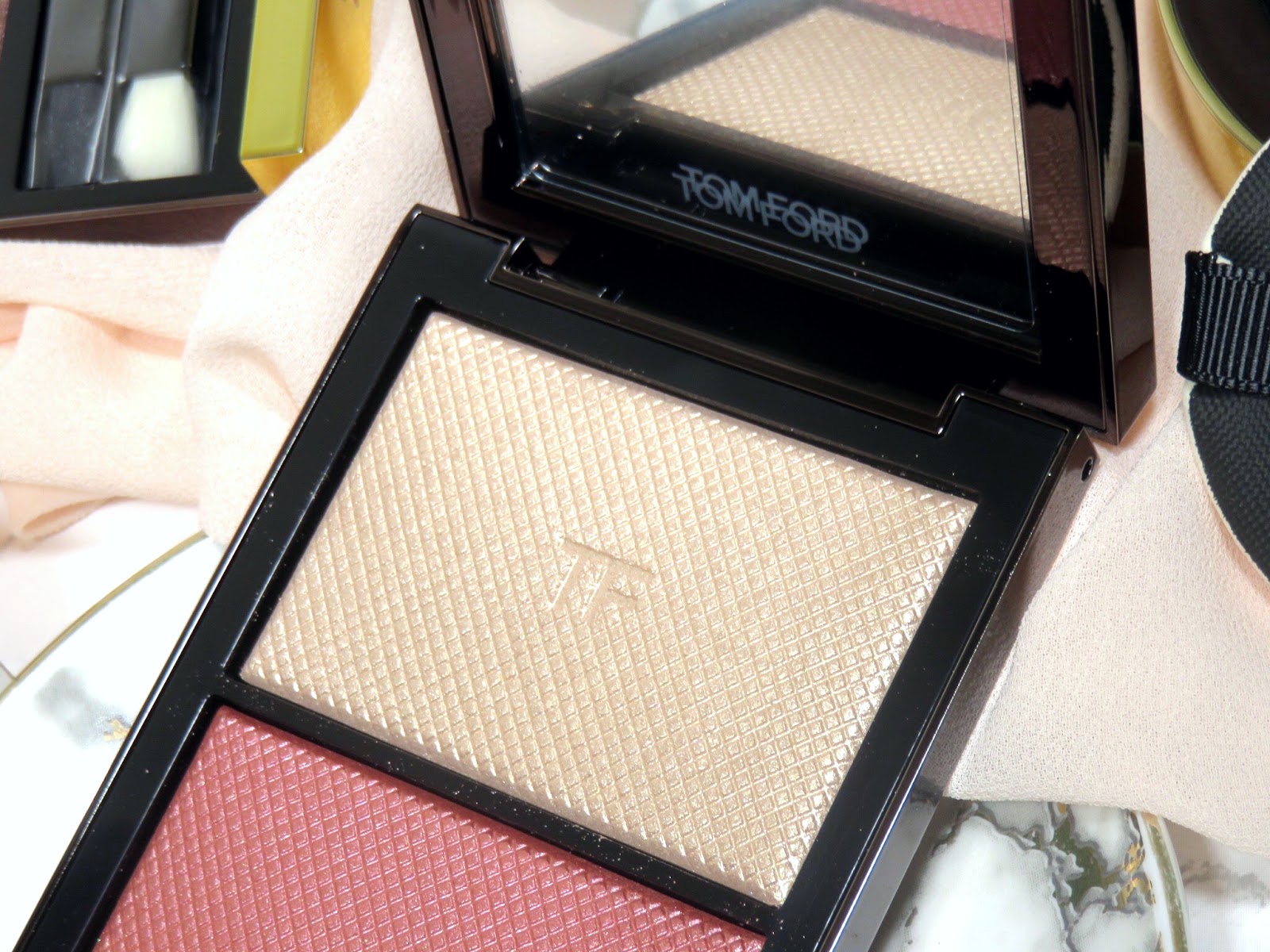 Review | Tom Ford Skin Illuminating Powder Duo in Incandescent