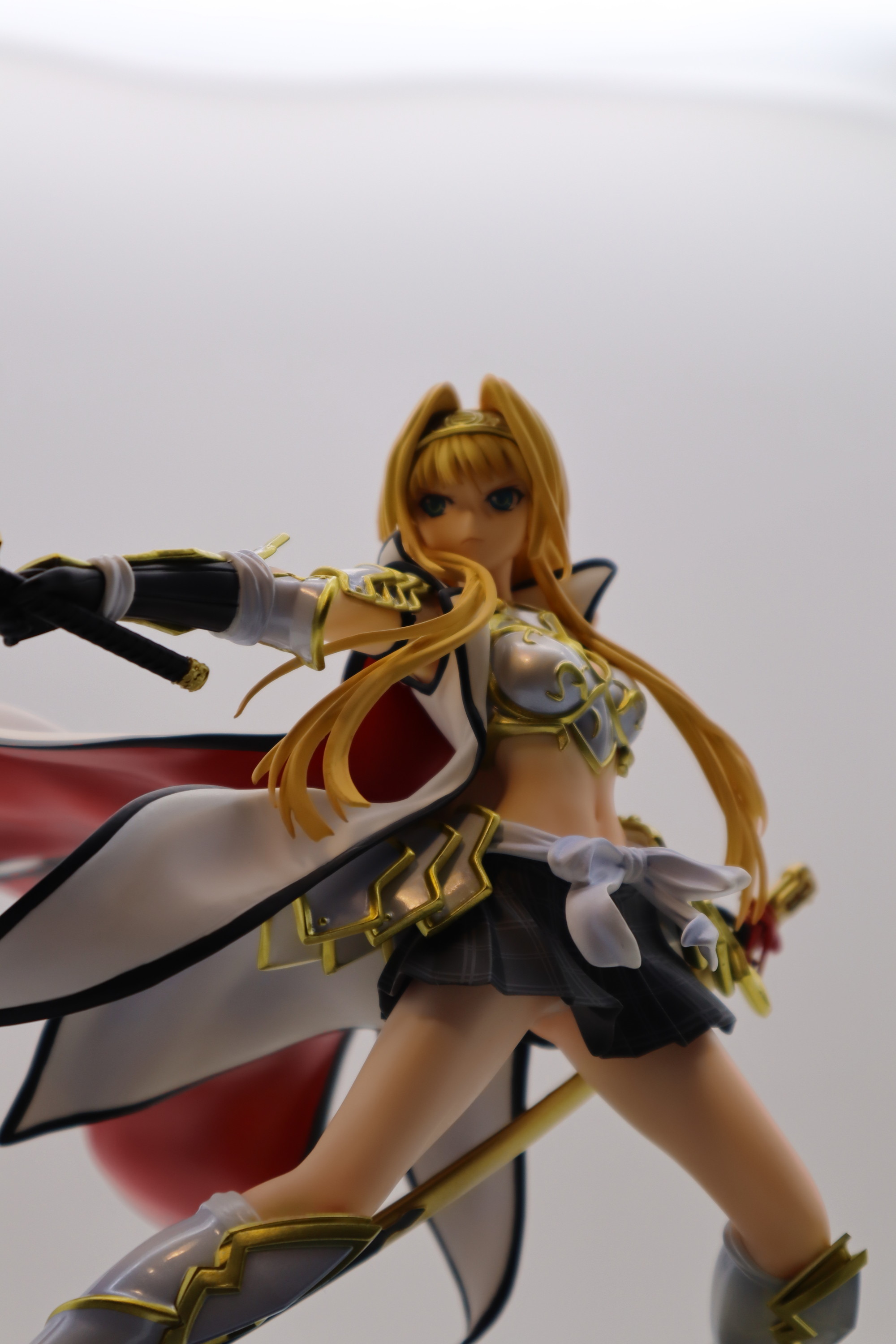 戦国乙女 足利ヨシテル 1/8 完成品フィギュア(白組NMD限定) | ひとりごと