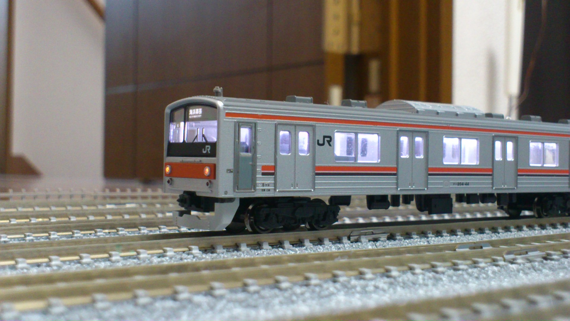 鉄道模型286 KATO 205系 に室内灯を組むと・・・ | 豊四季車両基地