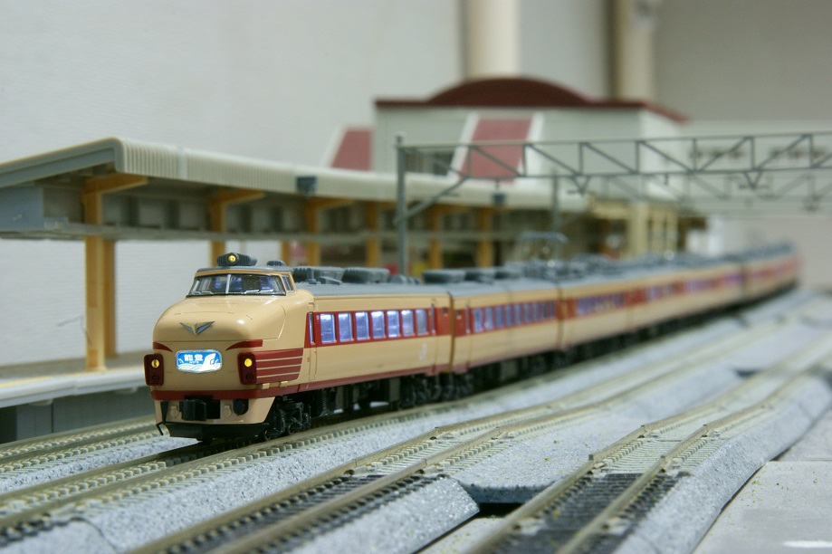 KATO：】489系 急行「能登｣ 室内灯装備 - ビスタ模型鉄道（エヌゲージ