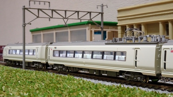 651系「スーパーひたち」 ライト電球色LED化 - ビスタ模型鉄道