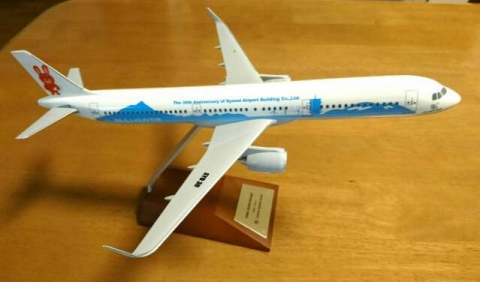 庄内空港ビル創立30周年記念のモデルプレーンのご紹介． | JA8094's