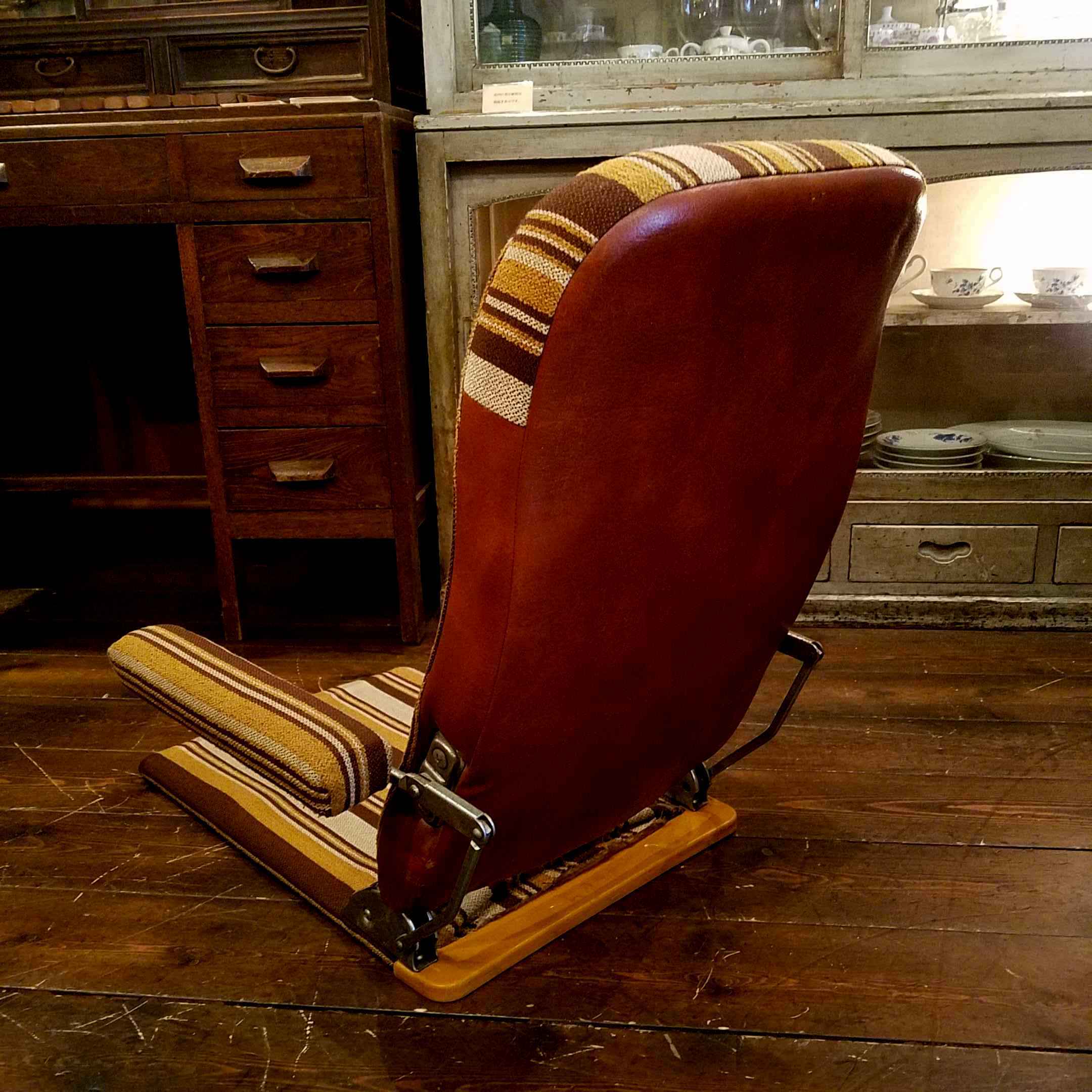 70'sストライプのビンテージな折畳み座椅子 - [Sold Out]過去の販売商品