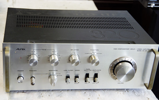 ヨネデンレトロオーディオ再生工房 ◇1970年初期のTOSHIBA AUREX