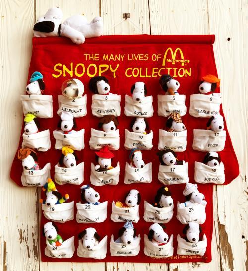 激レア】2001年ハッピーセット！職業別コスチュームのスヌーピーが全28