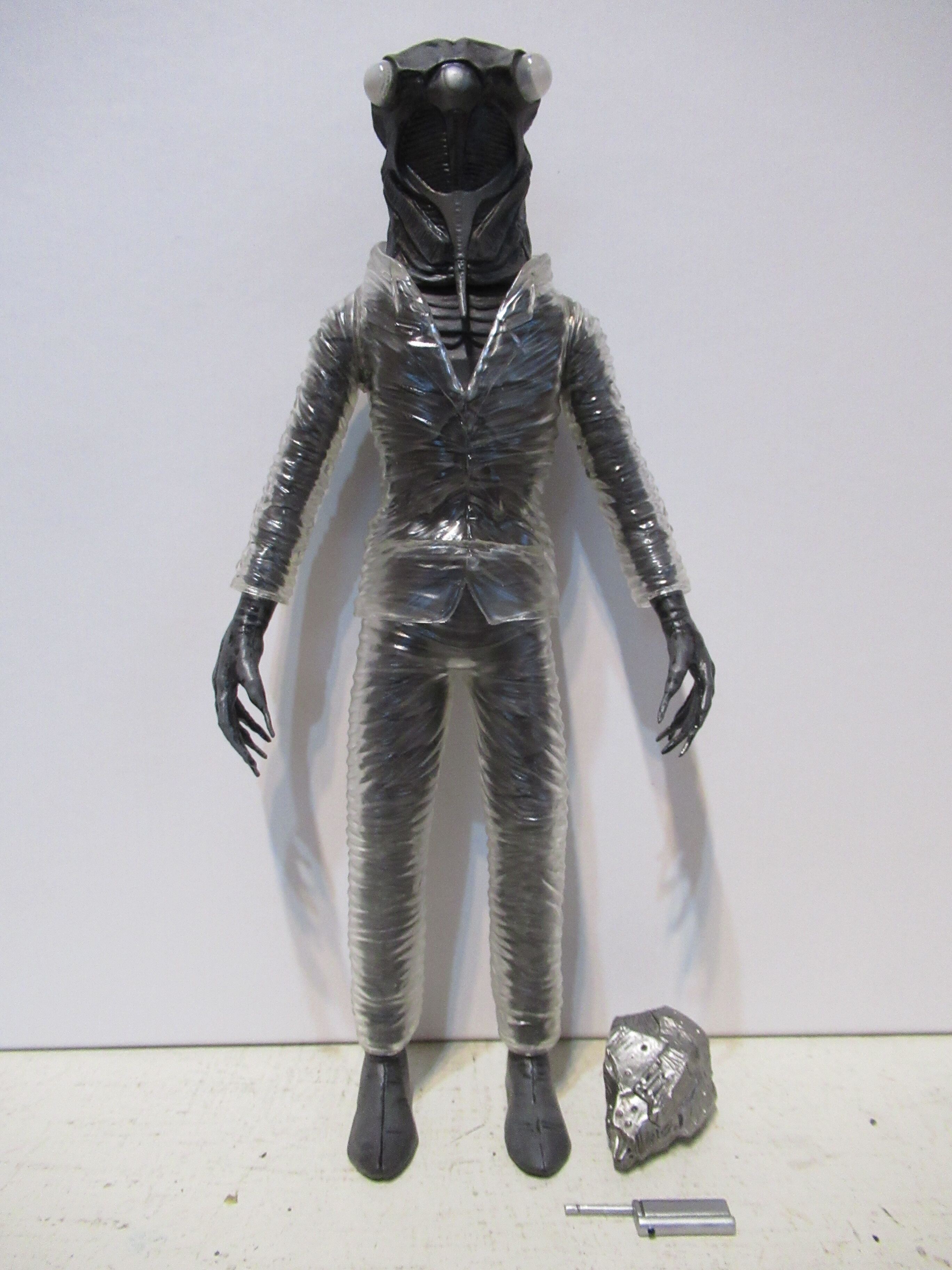 エクスプラス セミ人間 モノクロVer. | Papa's Favorite!