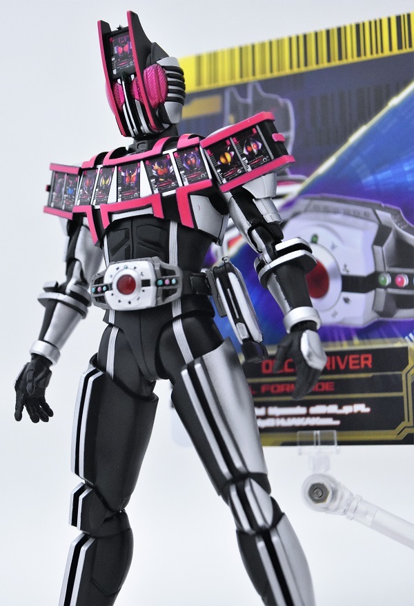 S.H.Figuarts（真骨彫製法） 仮面ライダーディケイド コンプリート