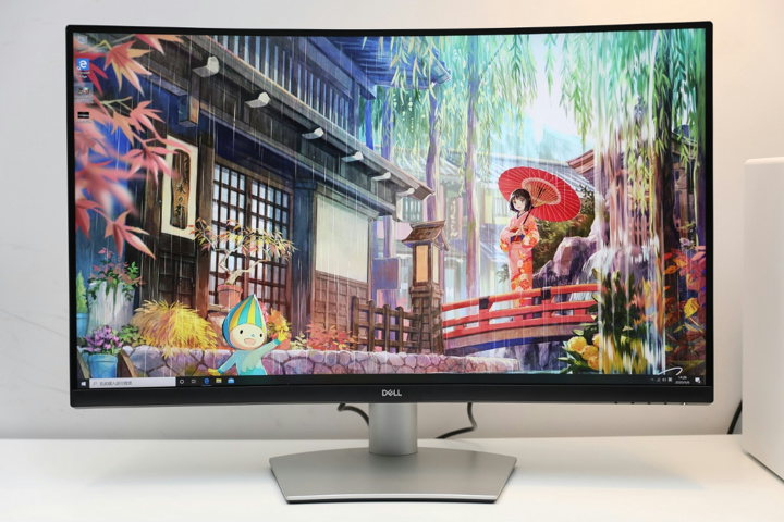 DELL 『S3221QS』 レビューチェック ～曲面VAパネルを採用した31.5