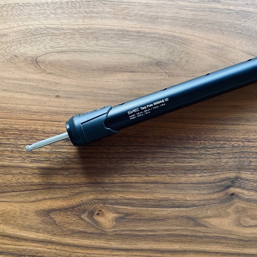 タープのメインポールにお金をかけるべき理由。：DAC（ダック） タープ