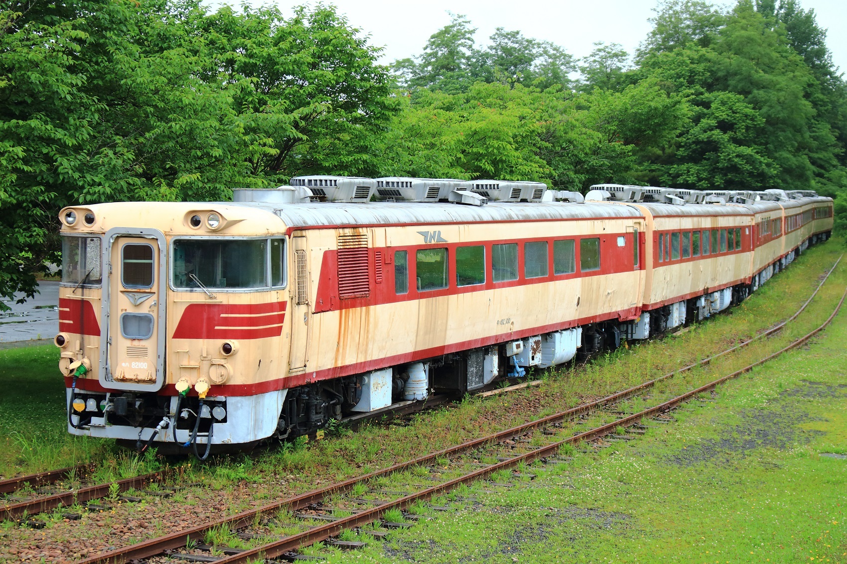 北海道で保存されているキハ82系特急気動車 - スマフォ版 北海道の鉄道