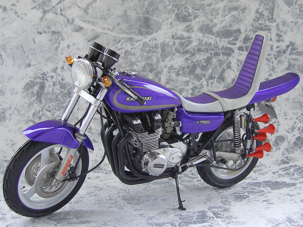 虎花工房 ｱｵｼﾏ1/12ｽｹｰﾙ 疾風伝説特攻の拓 ｶﾜｻｷZⅡ沢渡 弘志仕様 その5