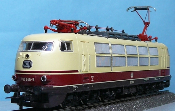 鉄道模型 我が家の1号機関車 DB BR 103.1形特急用電気機関車 103 240