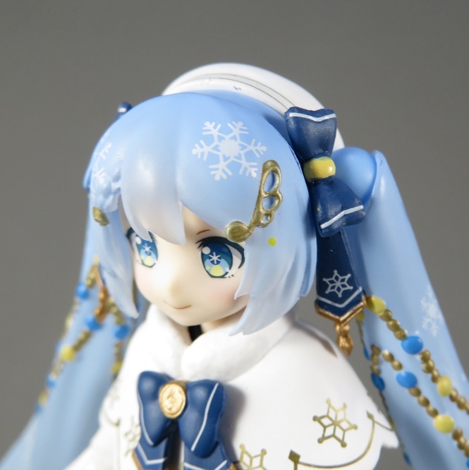 玩具レビュー figma 雪ミク Glowing Snow Ver. & 累計訪問者数200000