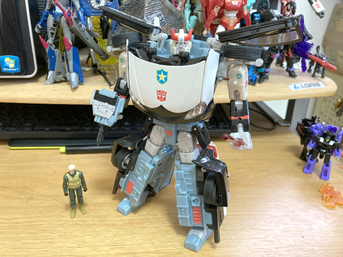 パトカーってだけでカッコイイです『プロール（オルタネーター