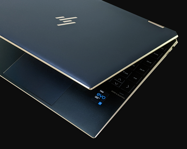 実機レビュー】HP Spectre x360 14（2020）：使いやすさを追求し