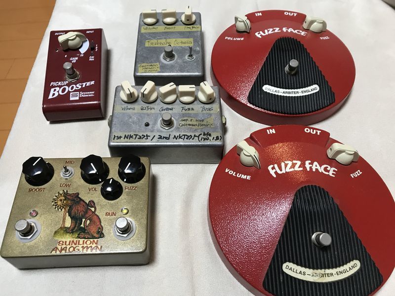 Jimi Hendrix 関連 fuzz face と octavia クローン | Castman Hendrix