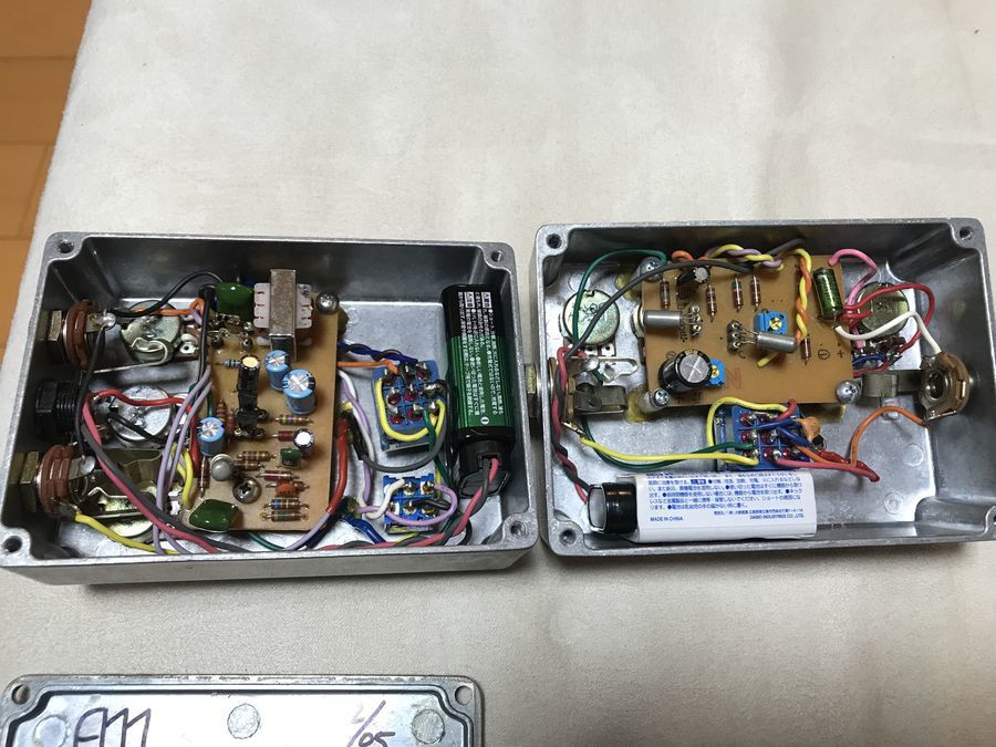 Jimi Hendrix 関連 fuzz face と octavia クローン | Castman Hendrix