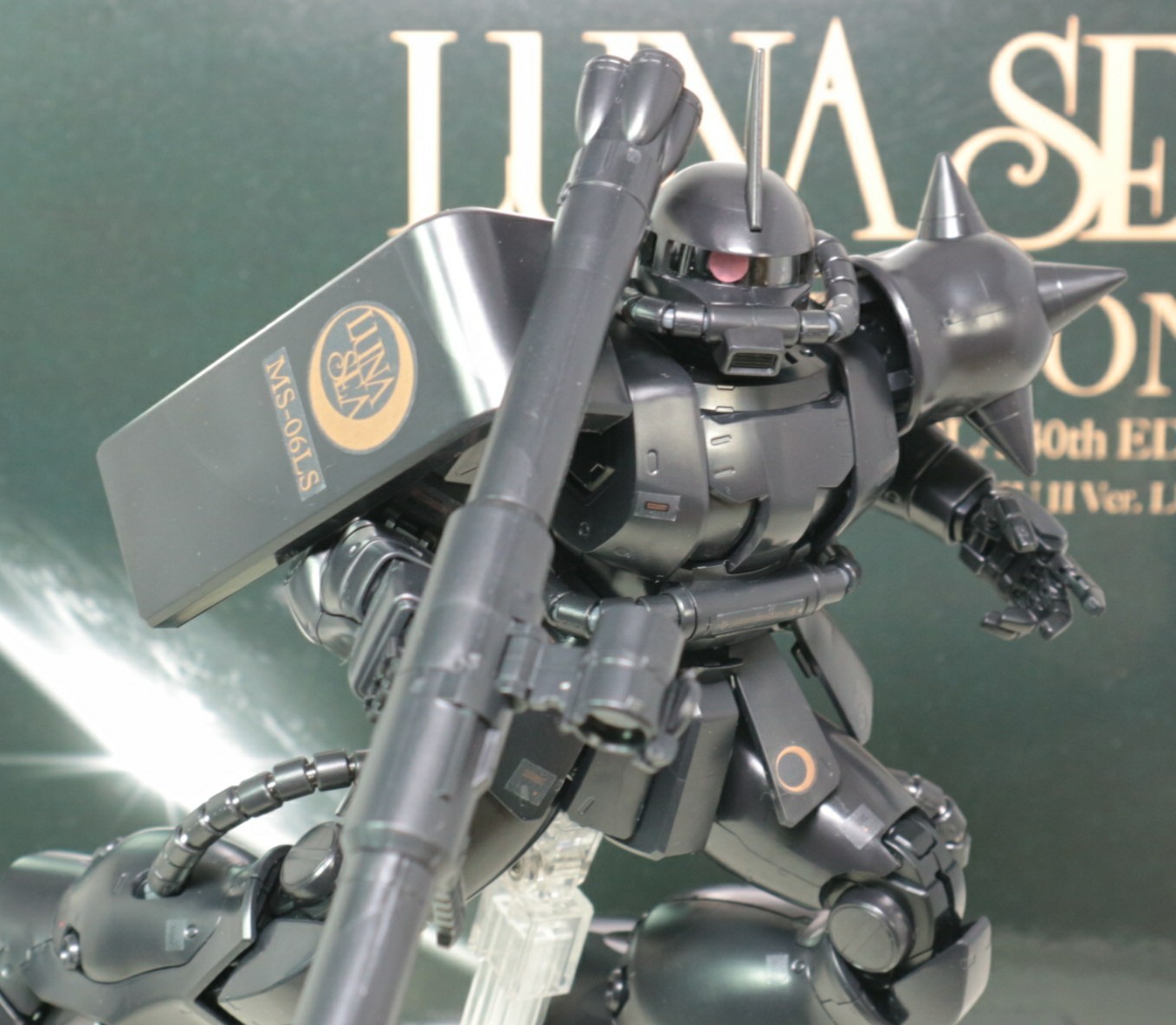 ジオン公国軍 指揮官用モビルスーツ MG 1/100 MS-06LS LUNA SEA専用