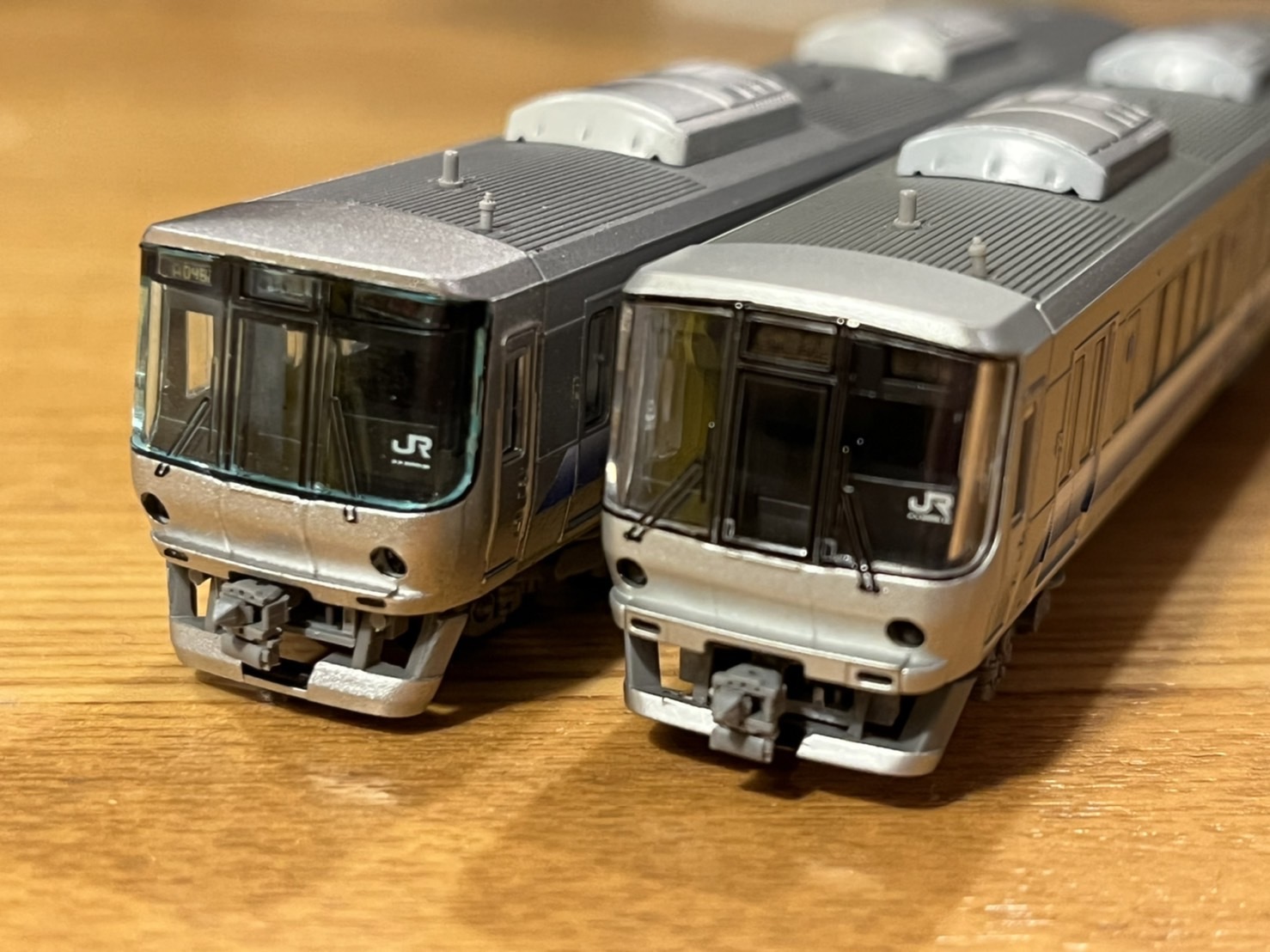 マイクロエースの223系0代の旧製品のおでこをなんとかする