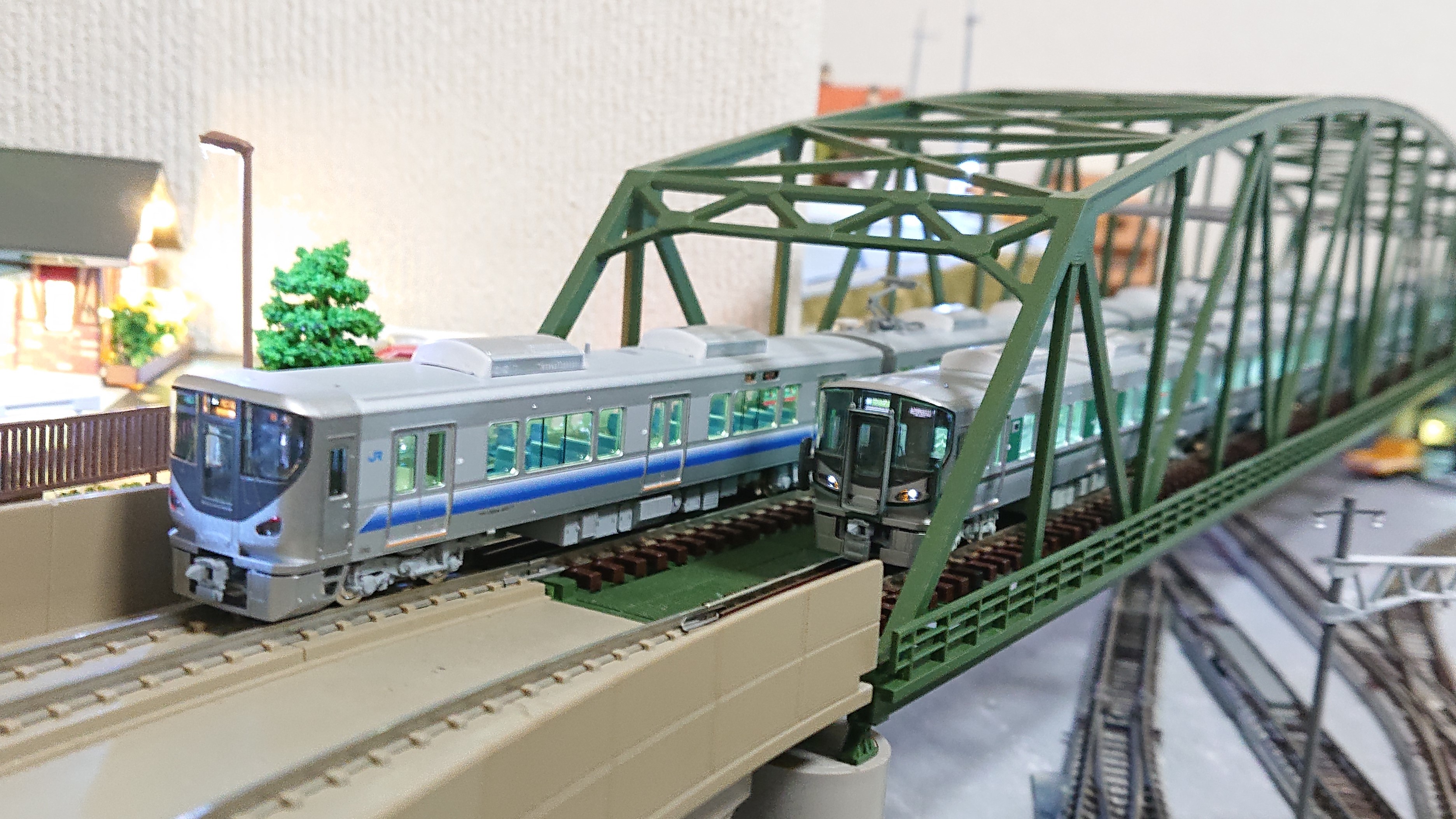 TOMIX_225系5000番台基本セット入線整備（8） - 森の小径