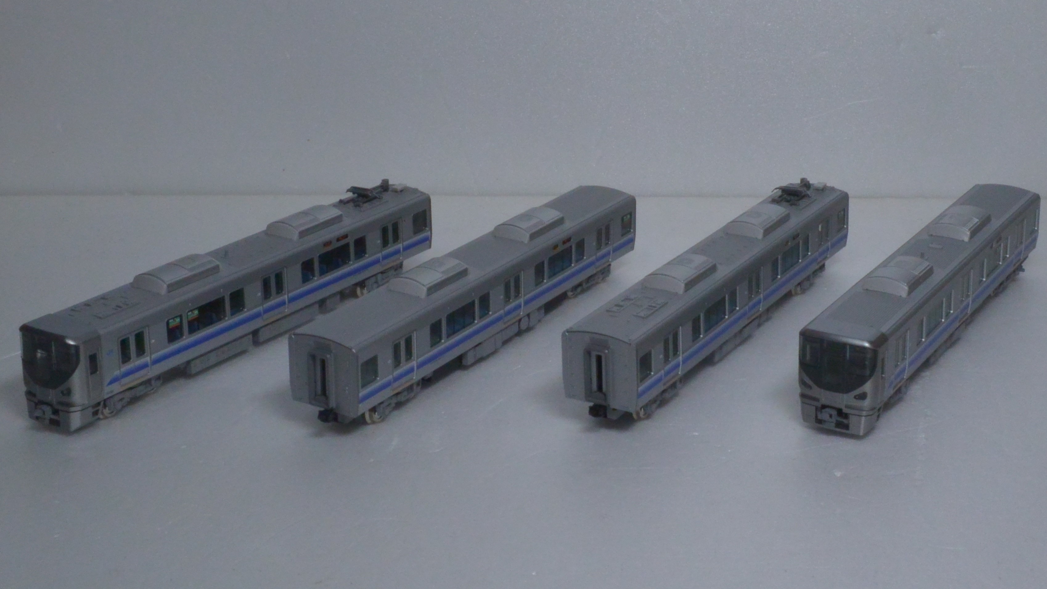 TOMIX JR 225系5000番台 基本セット JR 225-100系近郊電車基本セット