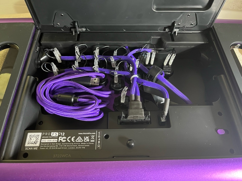 Victrix Pro FS-12 レビュー ｜ ラグジュアリーな製品を送り出す