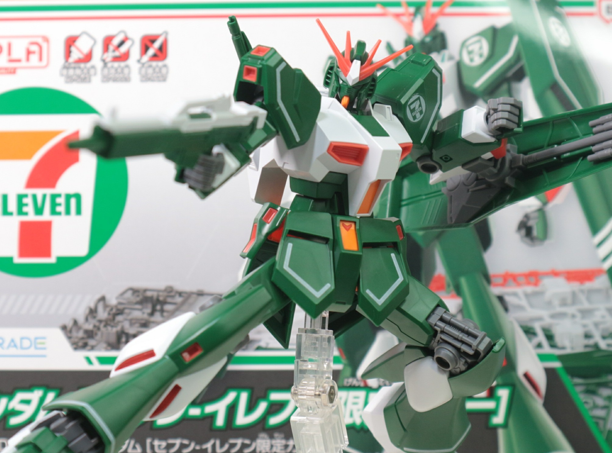 ENTRY GRADE 1/144 νガンダム(セブン-イレブン限定カラー)の素組みのご