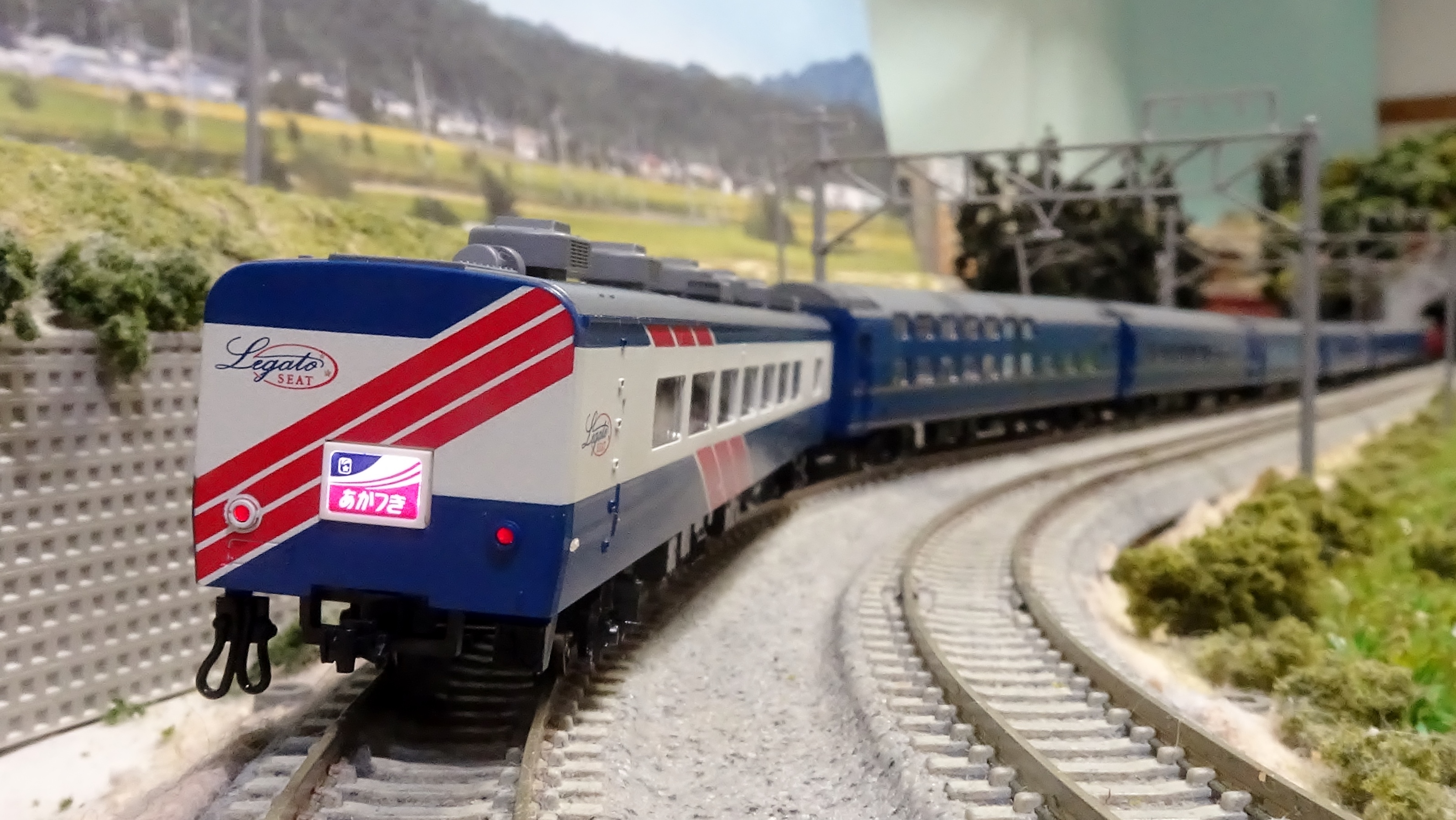 新車入線】JR 14系15形特急寝台客車(あかつき)セット - ビスタ模型鉄道