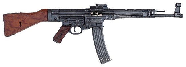 MP44 : 東部戦線的泥沼日記 ～WW2 German Military Collection