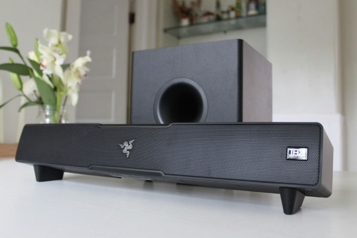 Razer 『Leviathan V2』 画像など ～性能もデザインも進化したサブ