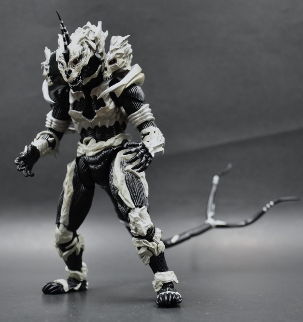 S.H.MonsterArts モンスターX | 魂の玩具箱