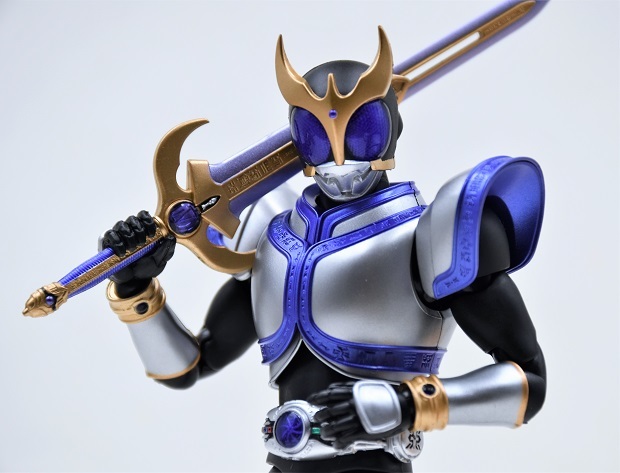 S.H.Figuarts（真骨彫製法） 仮面ライダークウガ タイタンフォーム