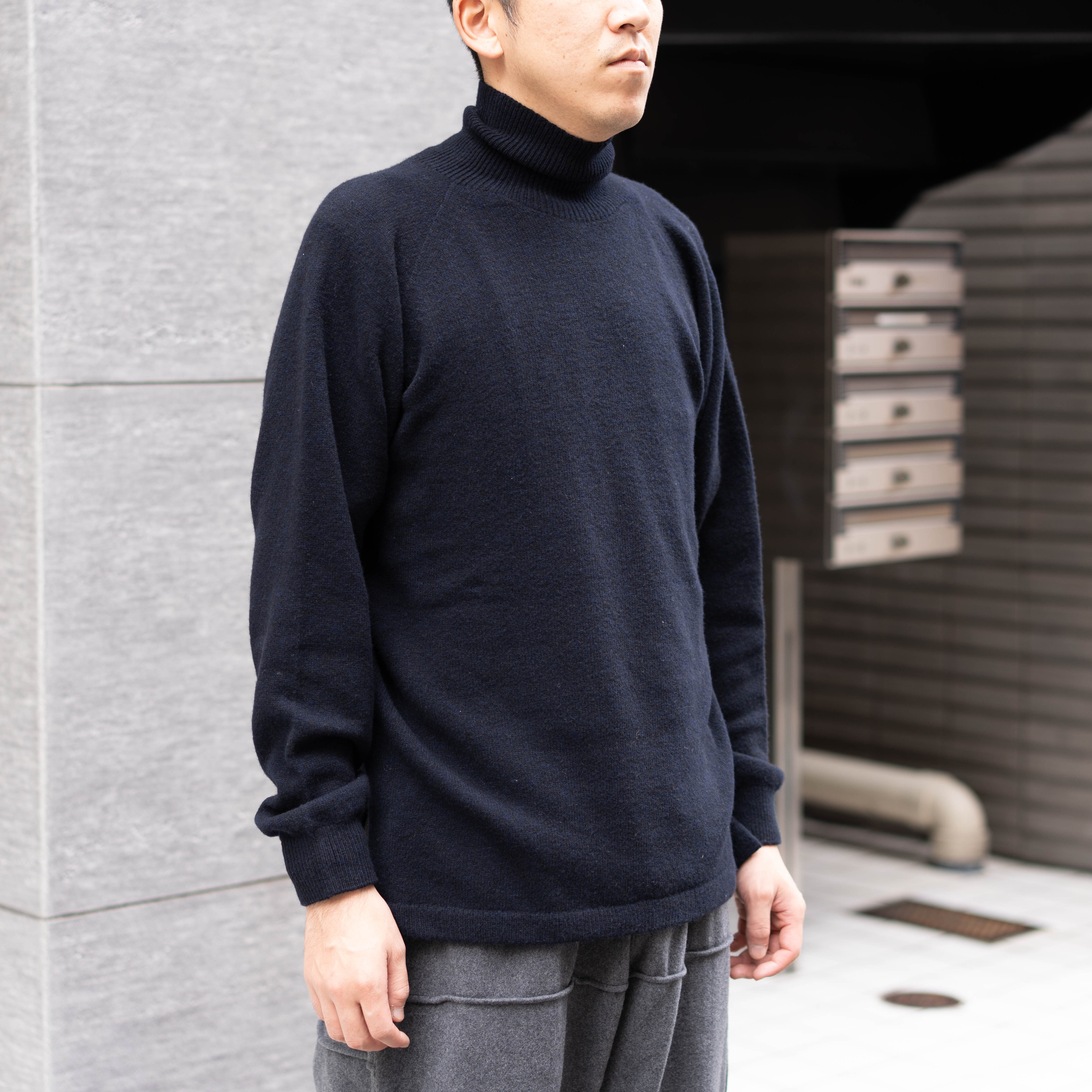 MITTAN（ミッタン） / ウルグアイウールタートルセーター KN-34 ご紹介