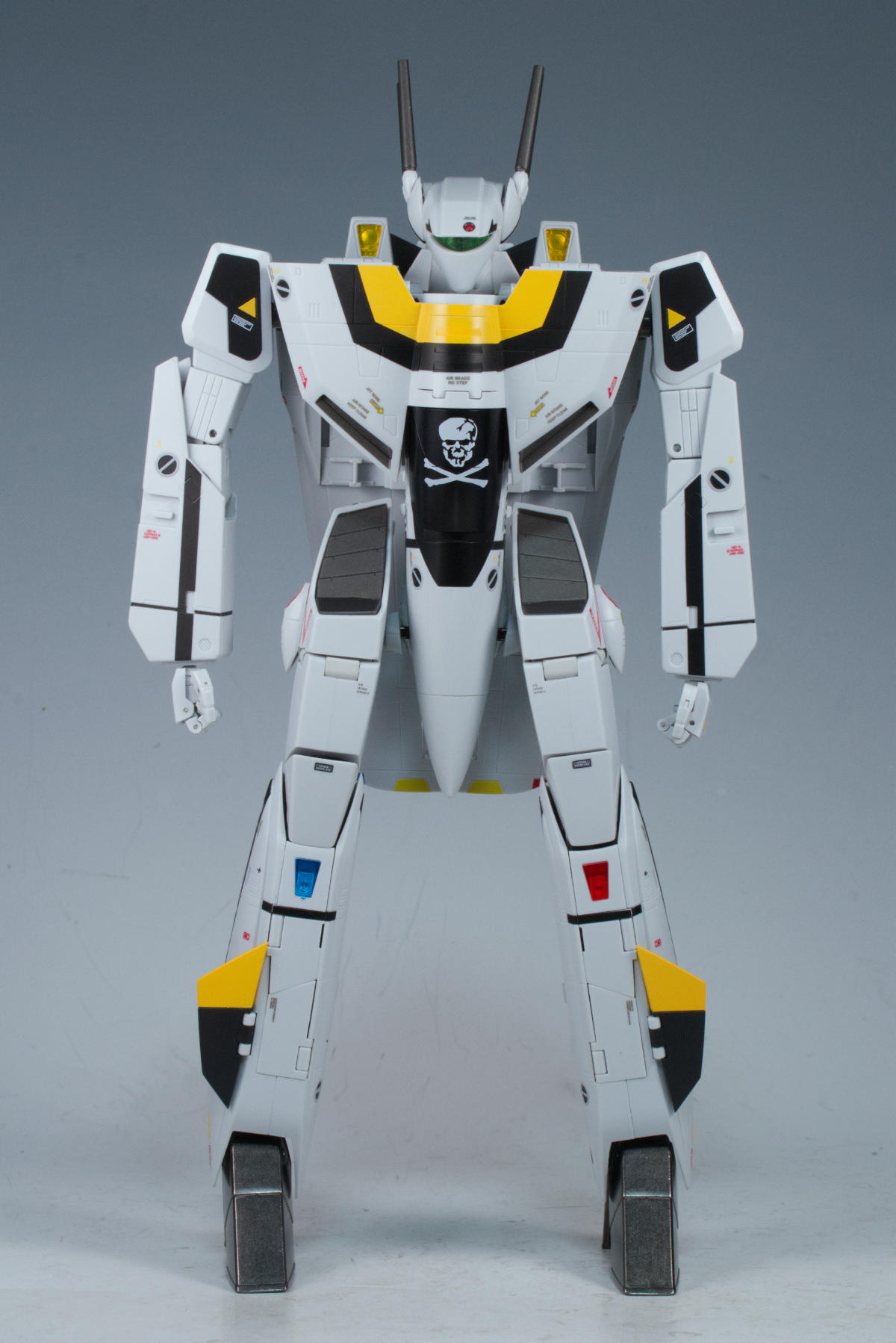 DX超合金 VF-1S アーマードバルキリー（ロイ・フォッカースペシャル