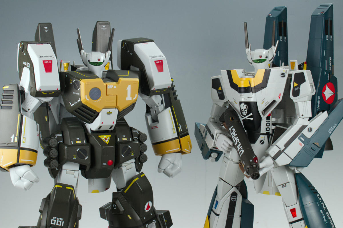 DX超合金 VF-1S アーマードバルキリー（ロイ・フォッカースペシャル