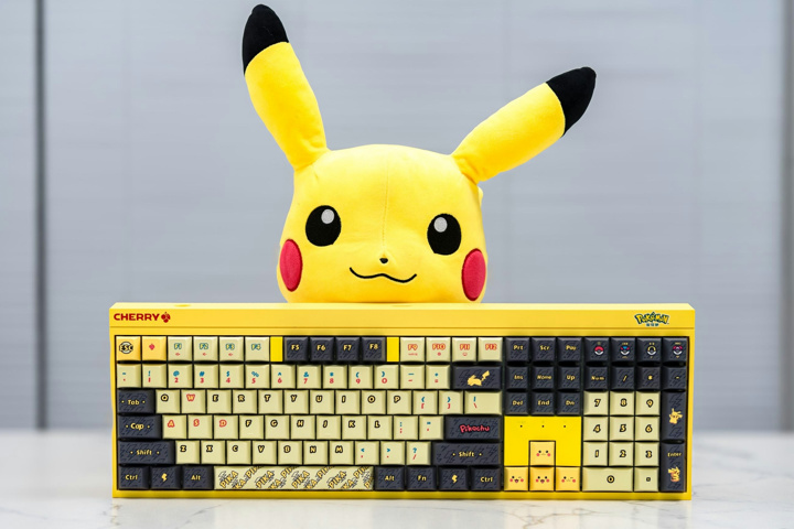 CHERRY、”ピカチュウ”モデルの最新版となるワイヤレスのメカニカル