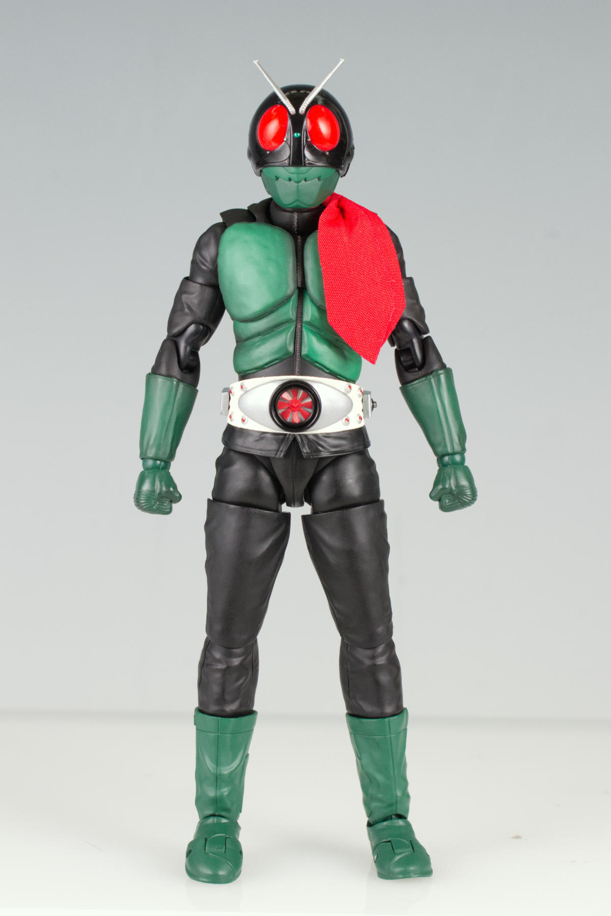 S.H.Figuarts（真骨彫製法）仮面ライダー1号（桜島Ver.） 栄光の昭和