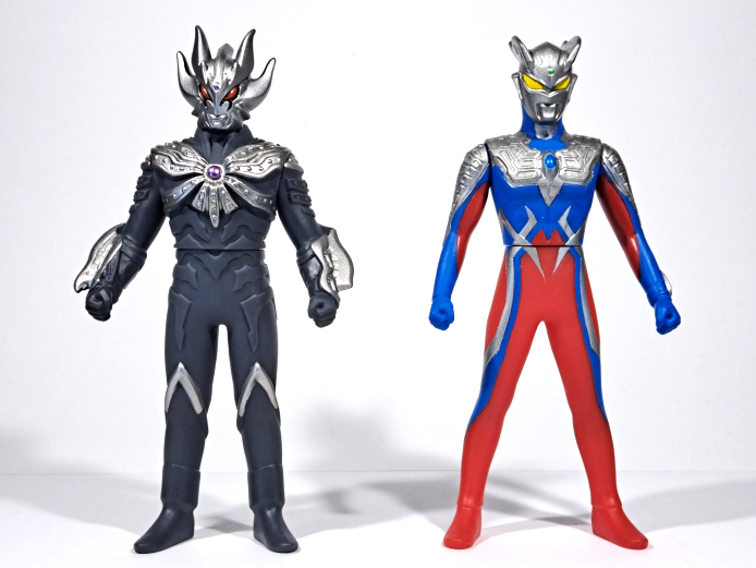 ウルトラマンの新作ソフビを購入！（ウルトラマンゼロダークネス
