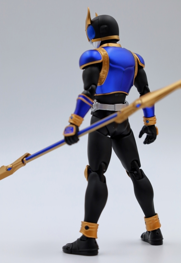 S.H.Figuarts（真骨彫製法） 仮面ライダークウガ ライジングドラゴン