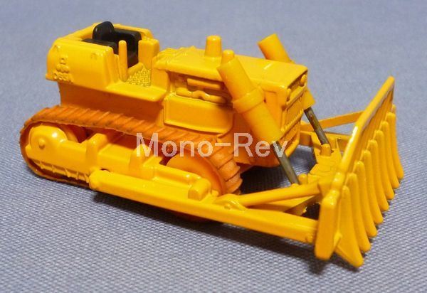 本日の追加品は～ 2024.1.26 小松D65Aレーキドーザ(トミカ 70-2-1