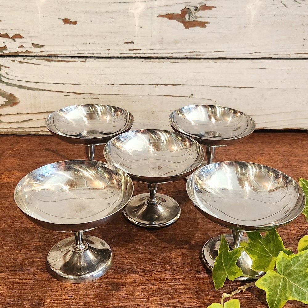 昭和レトロ ステンレス製脚付きアイスクリームカップ - [Sold Out]過去