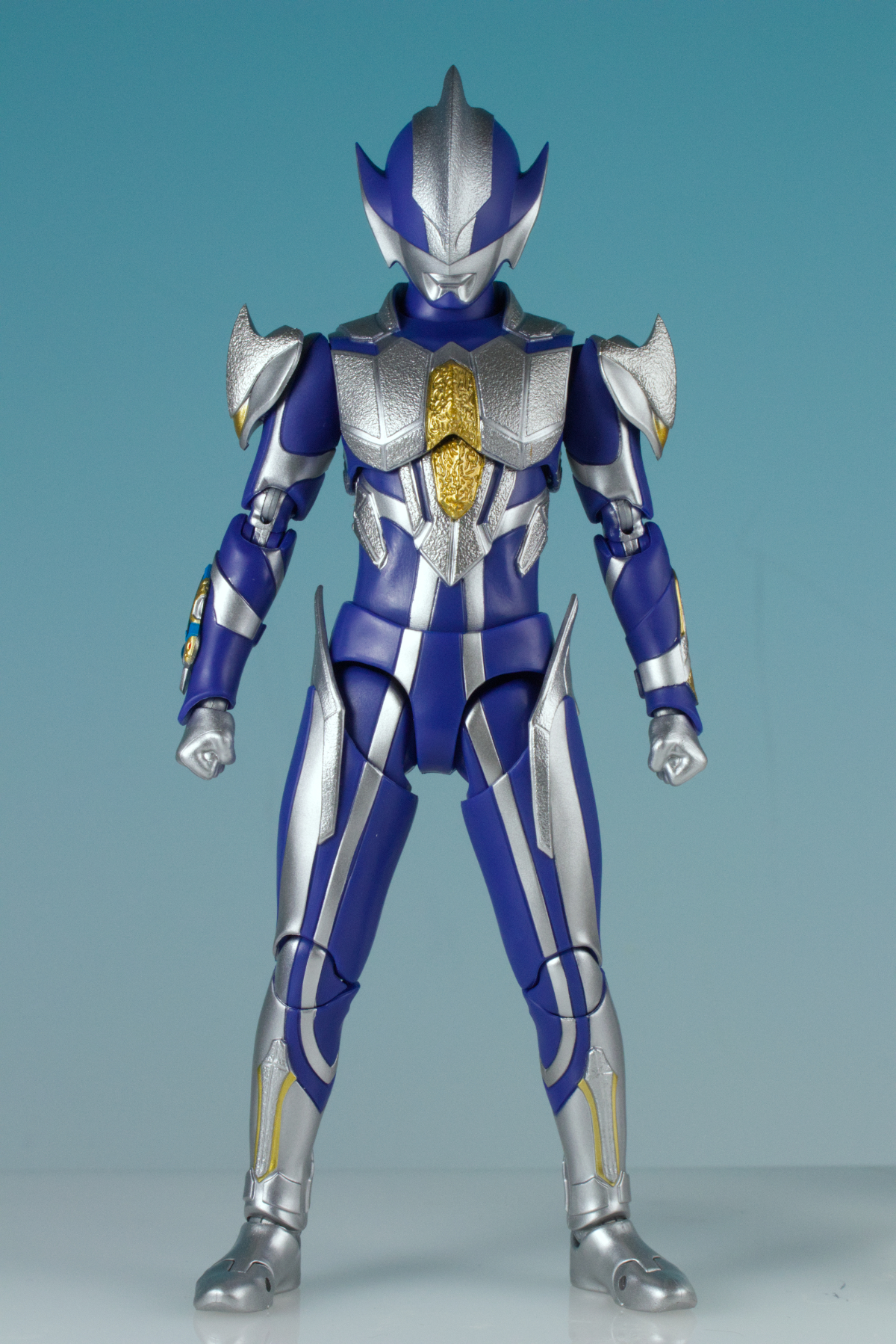 S.H.フィギュアーツ ハンターナイトツルギ ミニレビュー | ヒーロー