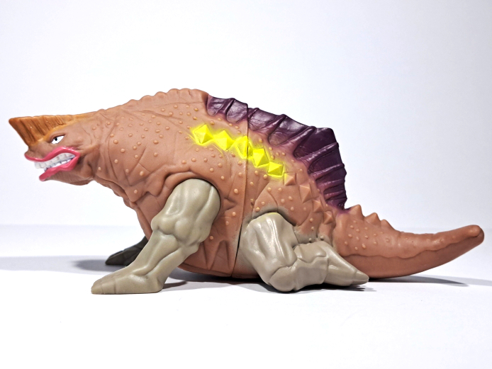 ウルトラマンの新作ソフビを購入！（ガヴァドンB） - 大怪獣バトル