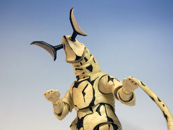 ULTRA-ACT エレキング」代行レビュー | ヒーローフィギュアをレビュー！