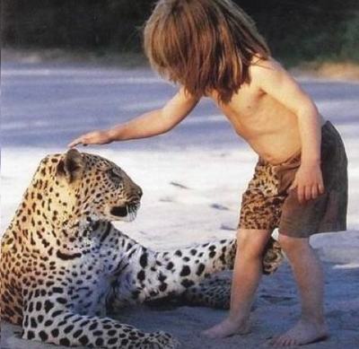 野生の動物たちと仲良しになった少女ティッピ。 | 「バーソは自由に」